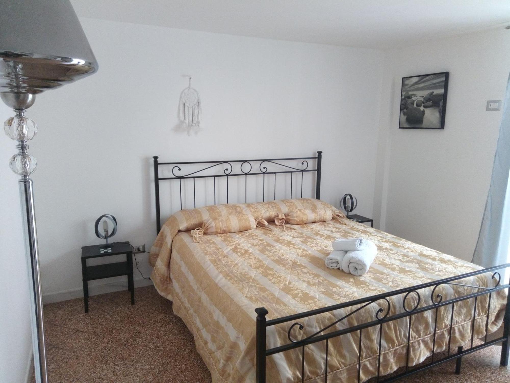 Ferienwohnung New Rose House Molfetta Exterior foto